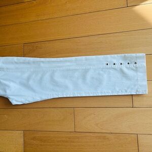 white pants by Blumarine made in Italy size 46 or 10 American